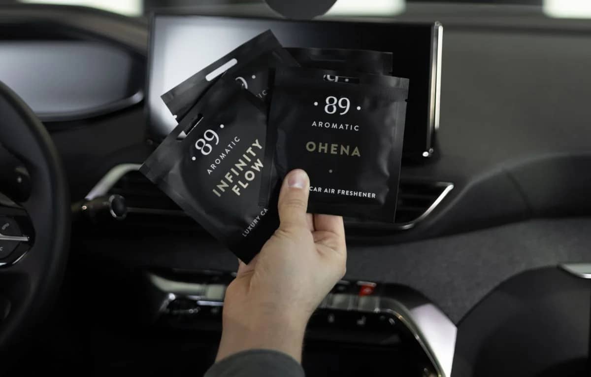 Odorizant auto din hârtie